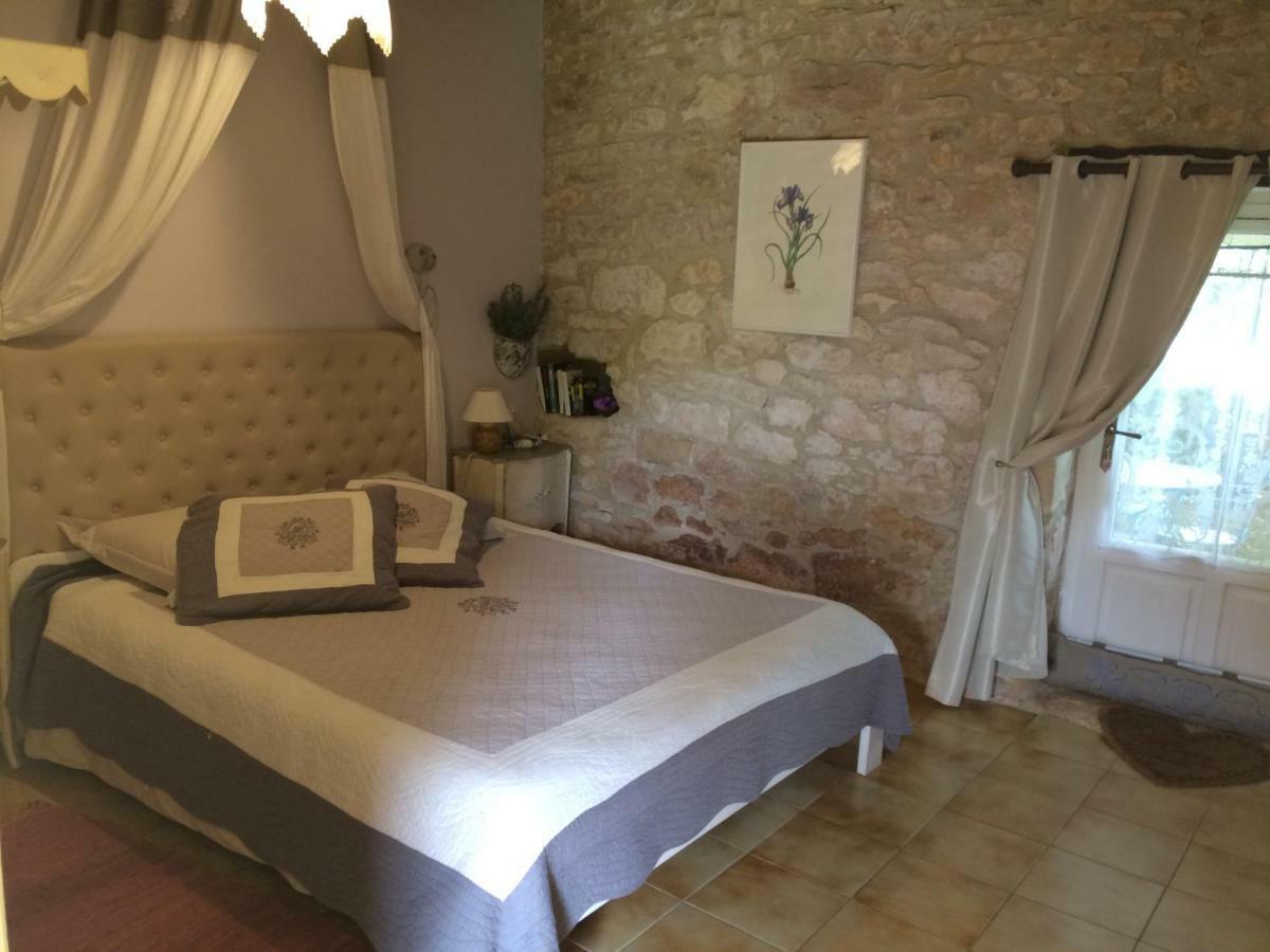 Chambres D'Hotes La Licorne Valojoulx 外观 照片