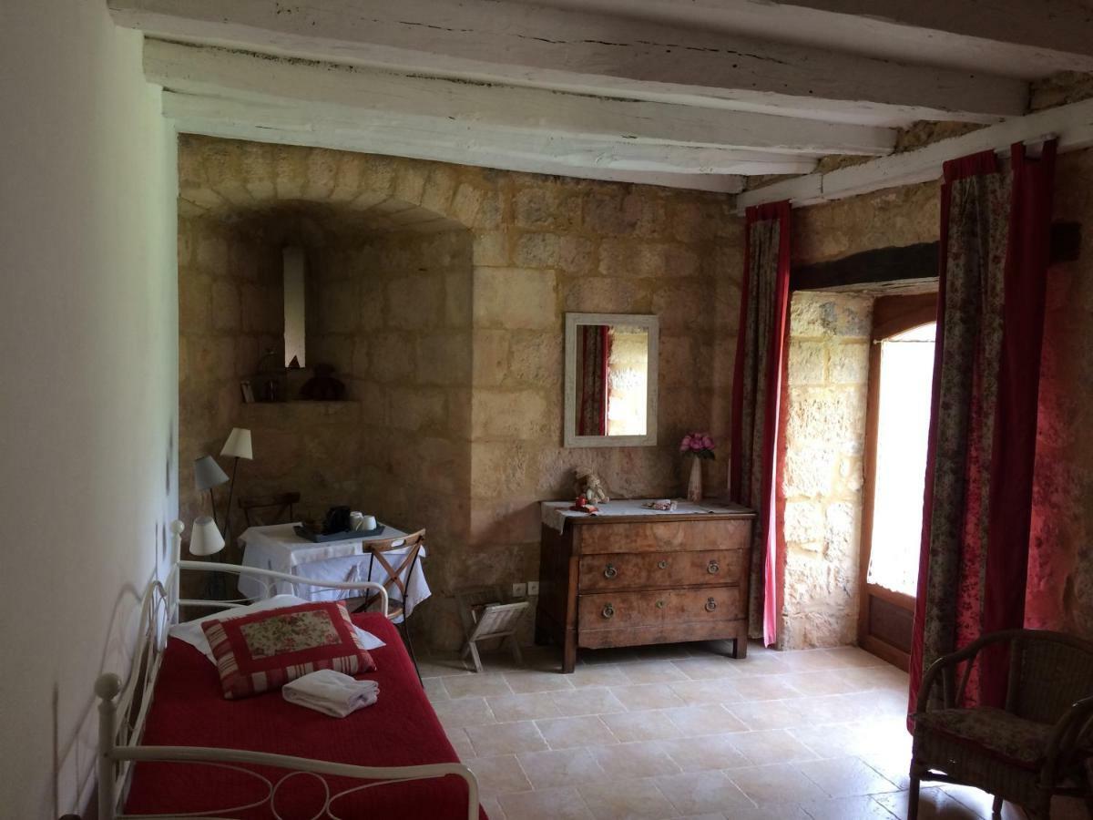 Chambres D'Hotes La Licorne Valojoulx 外观 照片